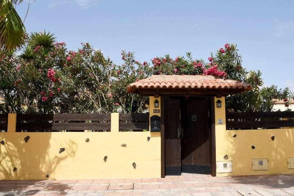 Villa Aurora Mari Your Dream Steps From The Ocean Shore Caleta De Fuste
