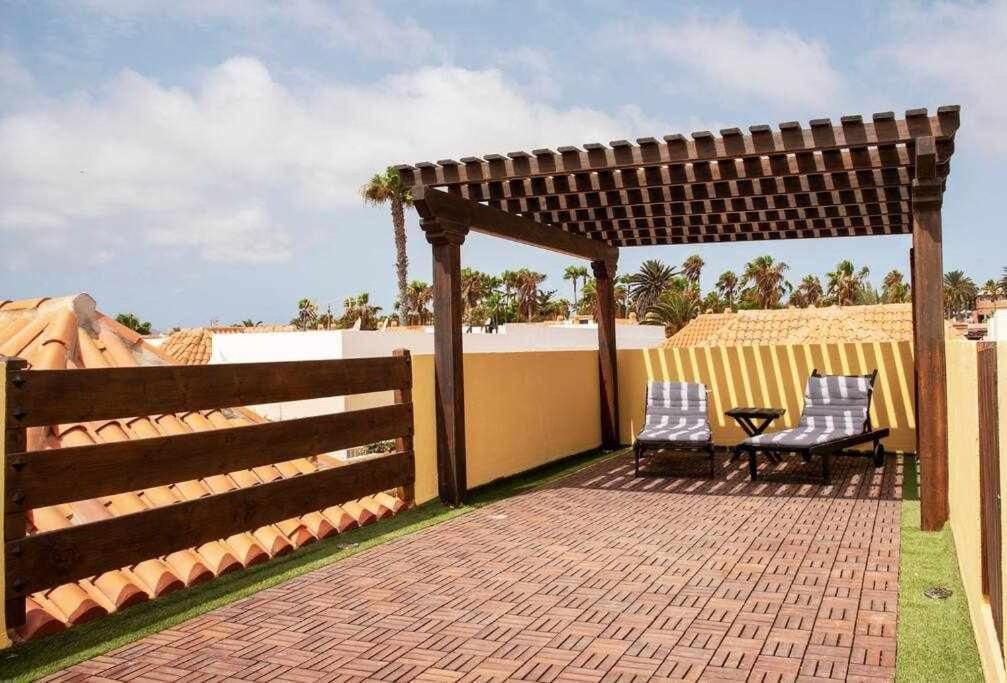 Villa Aurora Mari Your Dream Steps From The Ocean Shore